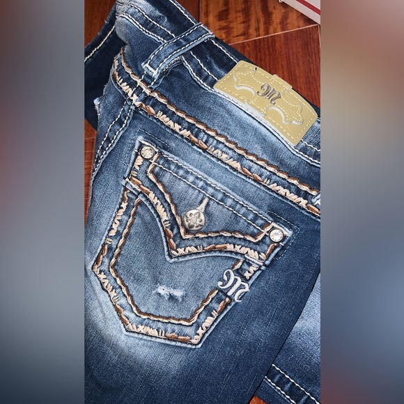 Miss Me jeans in size 25. They are mid-rise straight. - Picture 2 of 6